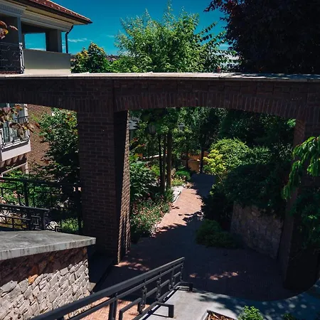 Erla Boutique 4* Eger