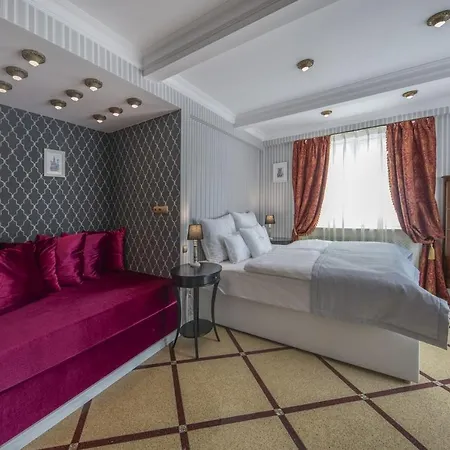 Отель Erla Boutique Эгер