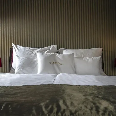 Erla Boutique 4* Eger