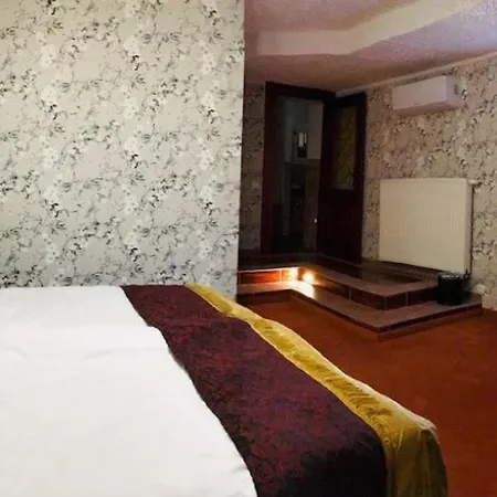 Erla Boutique 4* Eger